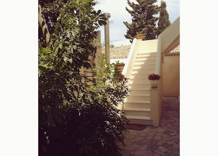 Διαμέρισμα Romanos Γάιος